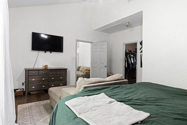 5366 Appleblossom Lane, Friendswood, TX 77546