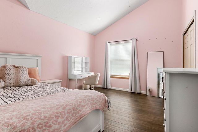 5366 Appleblossom Lane, Friendswood, TX 77546