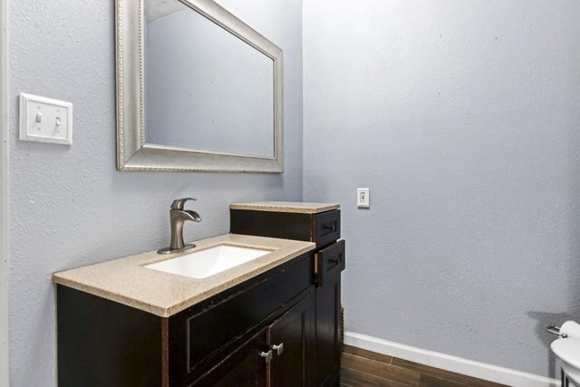 5366 Appleblossom Lane, Friendswood, TX 77546