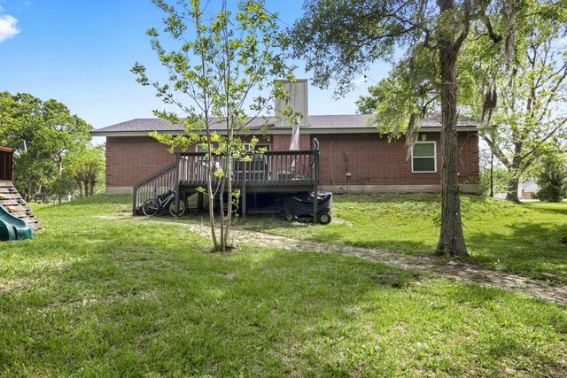 5366 Appleblossom Lane, Friendswood, TX 77546
