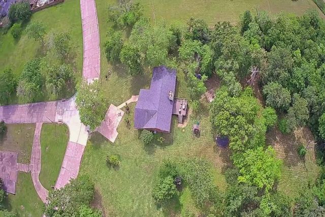 5366 Appleblossom Lane, Friendswood, TX 77546