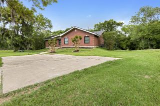 5366 Appleblossom Lane, Friendswood, TX 77546