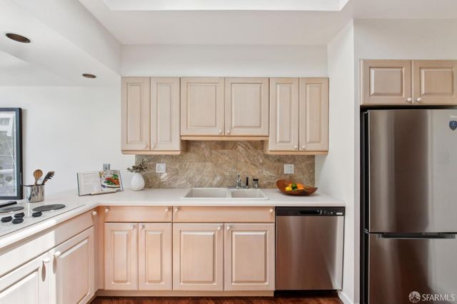 590 Gellert Drive, San Francisco, CA 94132