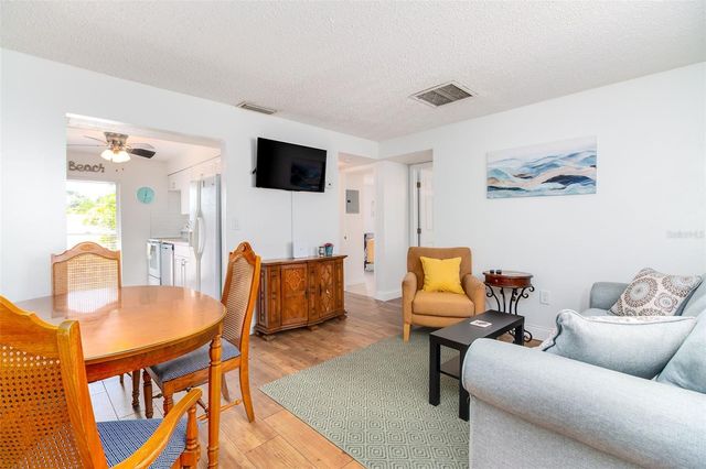 7209 COQUINA WAY 4, St Pete Beach, FL 33706