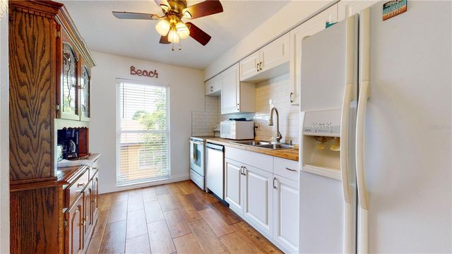 7209 COQUINA WAY 4, St Pete Beach, FL 33706
