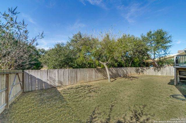 29043 Front Gate, Fair Oaks Ranch, TX 78015