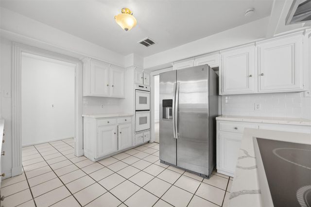 1919 Saddlecreek Drive, Houston, TX 77090