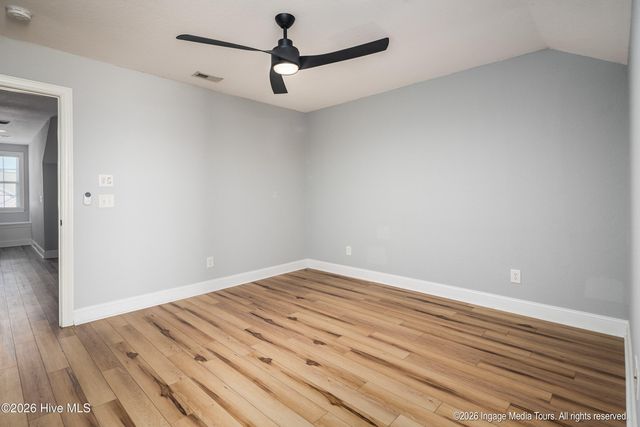 2324 Dovedale Drive B, Greenville, NC 27834