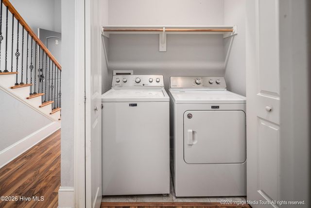 2324 Dovedale Drive B, Greenville, NC 27834