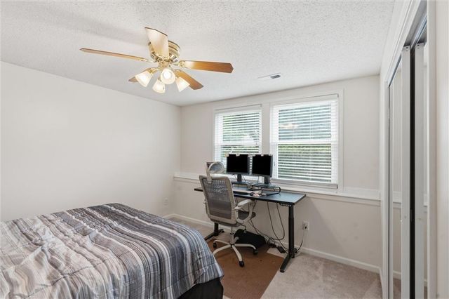 200 N Highland Drive, Raymore, MO 64083
