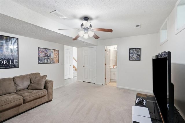 200 N Highland Drive, Raymore, MO 64083