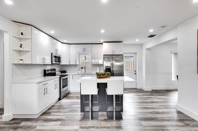 3201 SW 9th Avenue, Fort Lauderdale, FL 33315