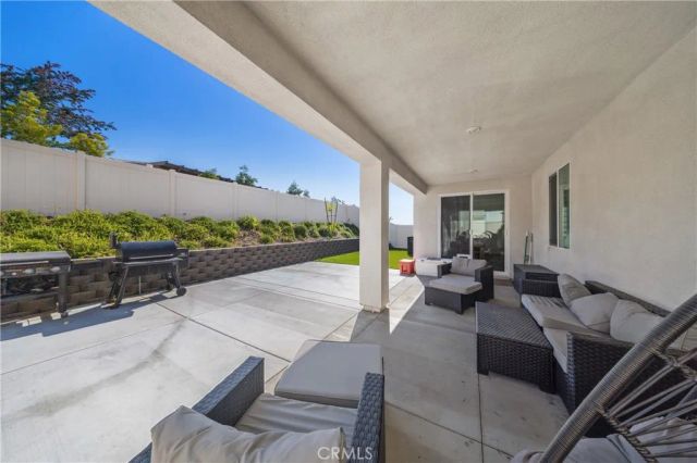 33067 Chartreuse, Winchester, CA 92596
