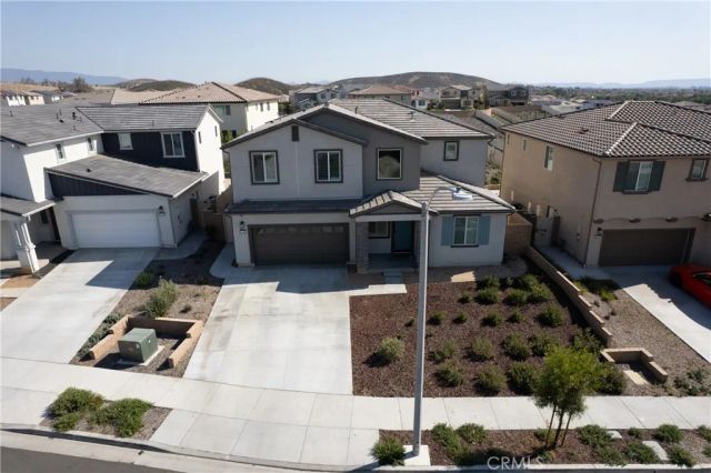 33067 Chartreuse, Winchester, CA 92596