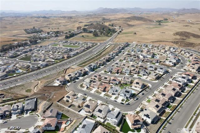 33067 Chartreuse, Winchester, CA 92596