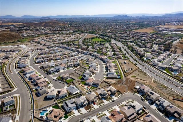 33067 Chartreuse, Winchester, CA 92596