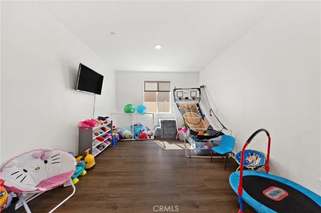 33067 Chartreuse, Winchester, CA 92596