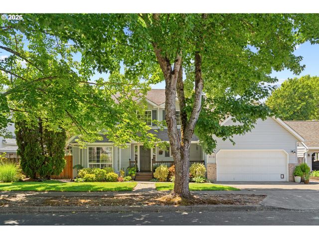 410 E BRANDON Dr, Newberg, OR 97132