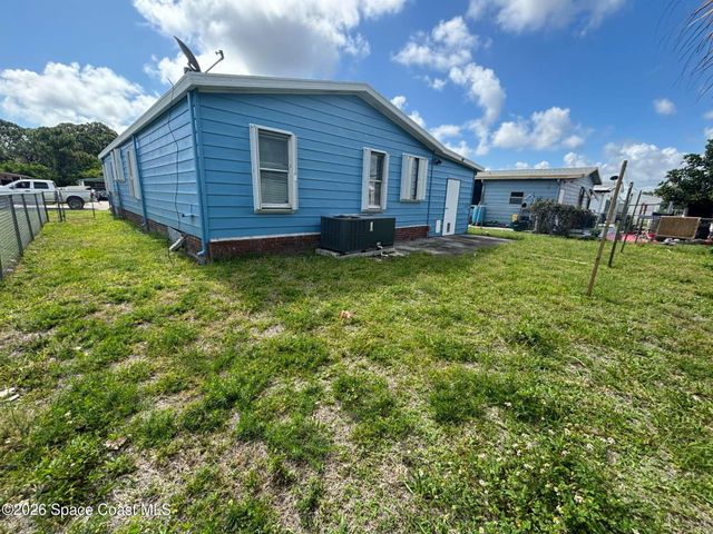 1924 Seagrape Street NE, Palm Bay, FL 32905