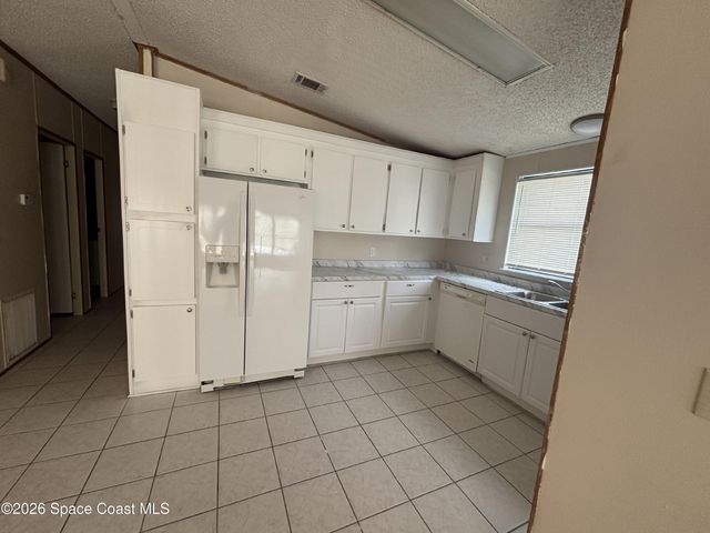 1924 Seagrape Street NE, Palm Bay, FL 32905