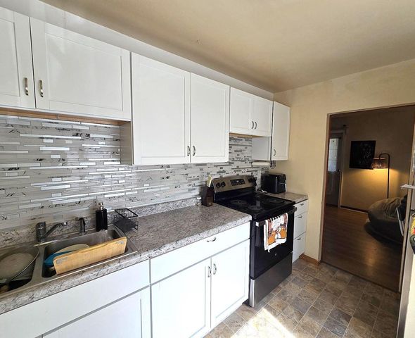 1342 Kenwood Avenue, Beloit, WI 53511