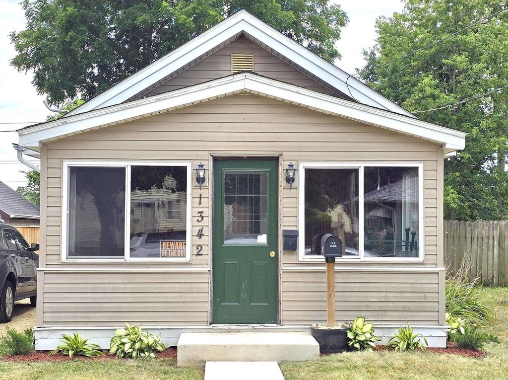 1342 Kenwood Avenue, Beloit, WI 53511