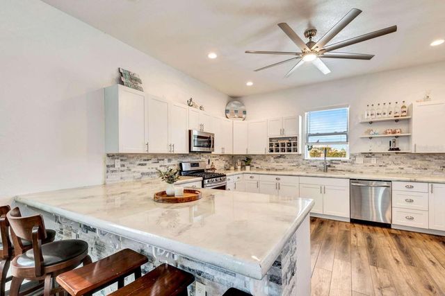 217 22ND STREET COURT NE, Bradenton, FL 34208