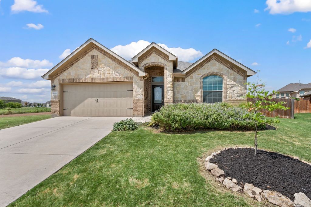 844 Salida Road, Fort Worth, TX 76052