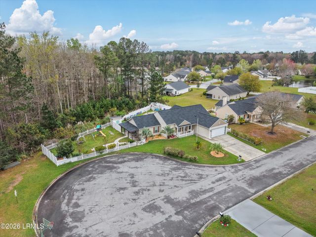 76 Queens Way, Ridgeland, SC 29936