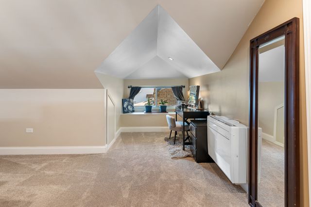 6525 34th Street, Berwyn, IL 60402