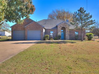 9225 S 258th East Avenue, Broken Arrow, OK 74014