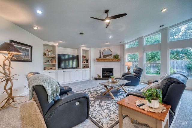 8755 W Wichita Dr, Boise, ID 83709
