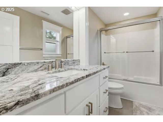 2701 Sw LATOURELL Pl, Troutdale, OR 97060