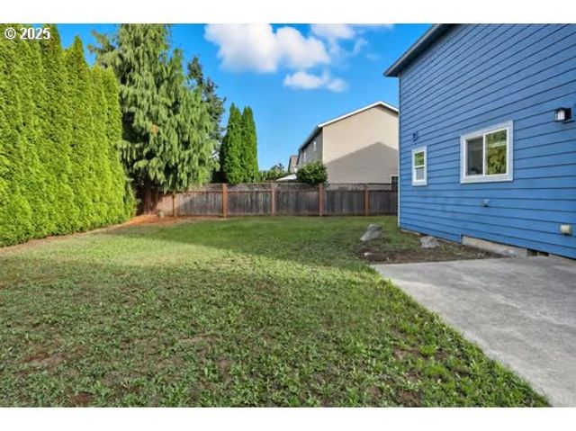 2701 Sw LATOURELL Pl, Troutdale, OR 97060