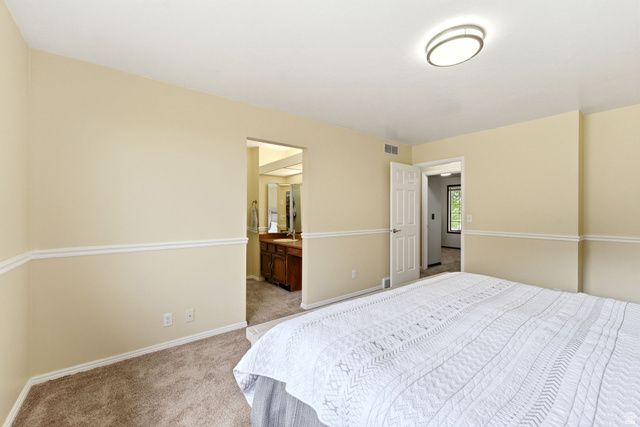 9057 S CHERBOURG PL, Sandy, UT 84093