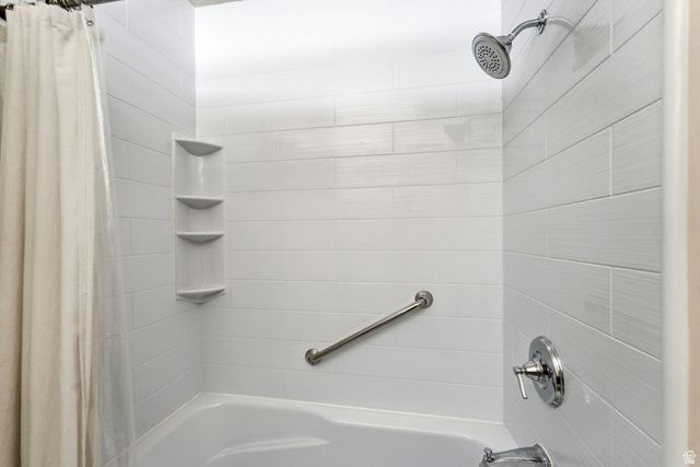 9057 S CHERBOURG PL, Sandy, UT 84093