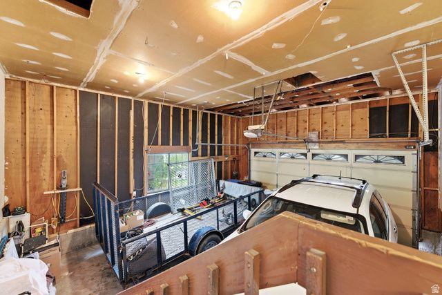 9057 S CHERBOURG PL, Sandy, UT 84093