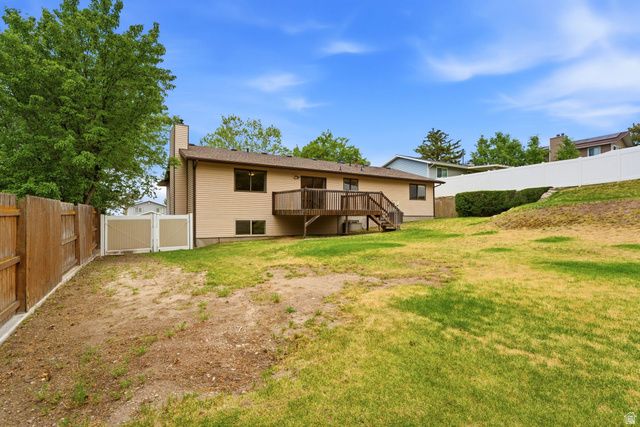 9057 S CHERBOURG PL, Sandy, UT 84093