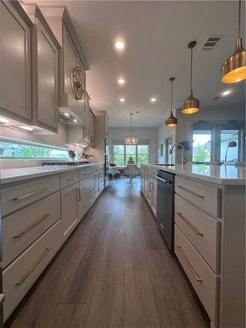 4105 Peregrine Court, Bryan, TX 77802