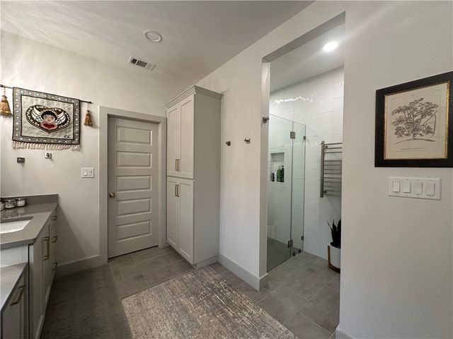 4105 Peregrine Court, Bryan, TX 77802