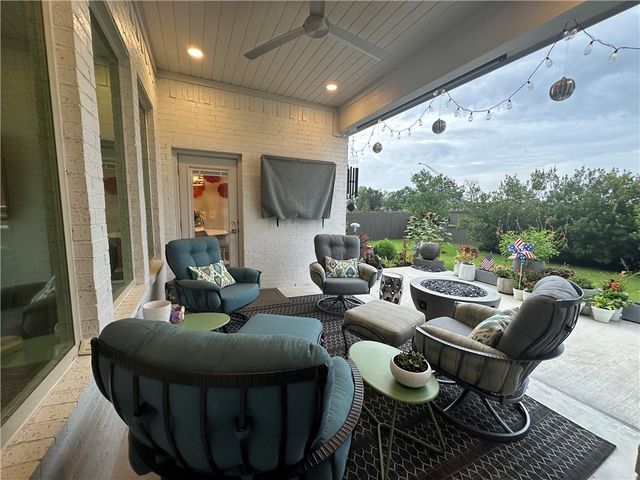 4105 Peregrine Court, Bryan, TX 77802