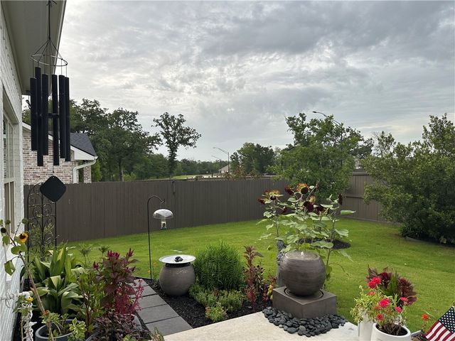 4105 Peregrine Court, Bryan, TX 77802