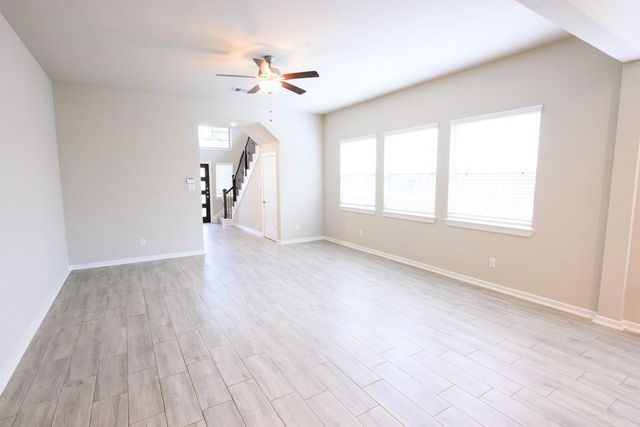 7912 Spring Run Drive, Magnolia, TX 77354