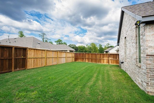 7912 Spring Run Drive, Magnolia, TX 77354