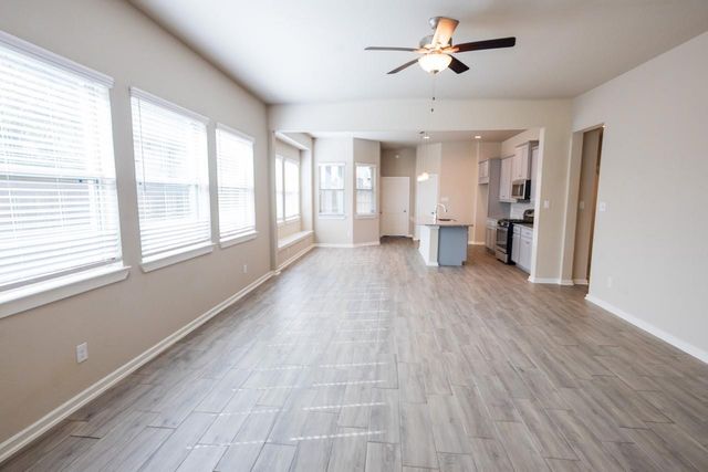 7912 Spring Run Drive, Magnolia, TX 77354