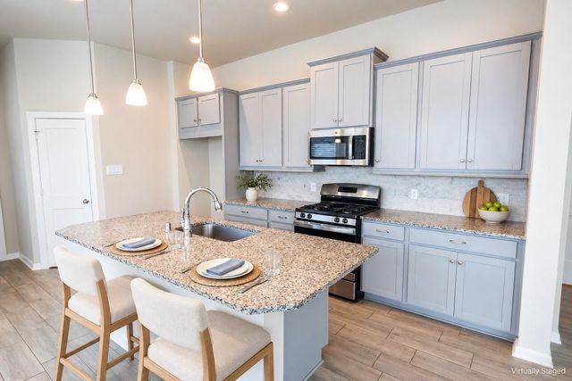 7912 Spring Run Drive, Magnolia, TX 77354