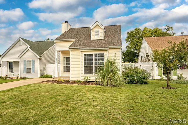 2666 Liberty Gardens Drive, Florissant, MO 63031