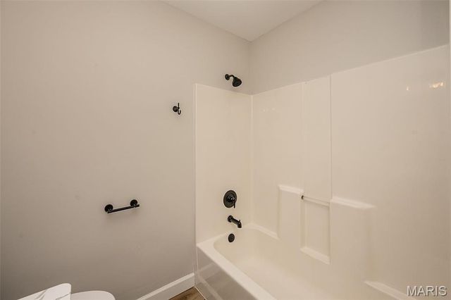 2666 Liberty Gardens Drive, Florissant, MO 63031