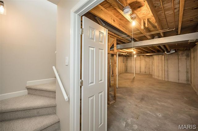 2666 Liberty Gardens Drive, Florissant, MO 63031