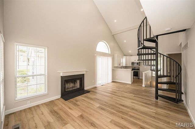 2666 Liberty Gardens Drive, Florissant, MO 63031